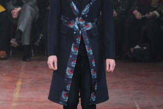 Alexander McQueen осень зима 2015 2016 мужская мода
